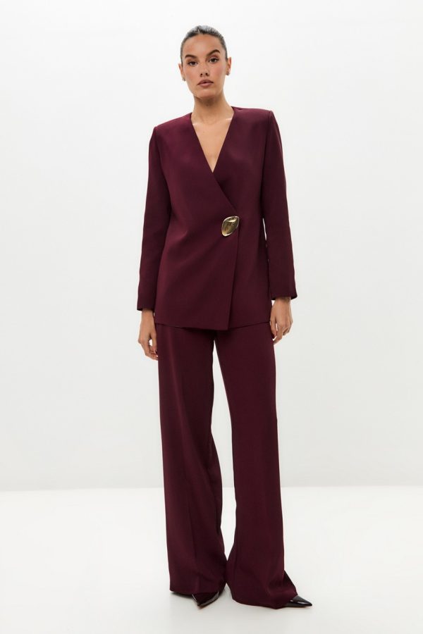 Брючный костюм