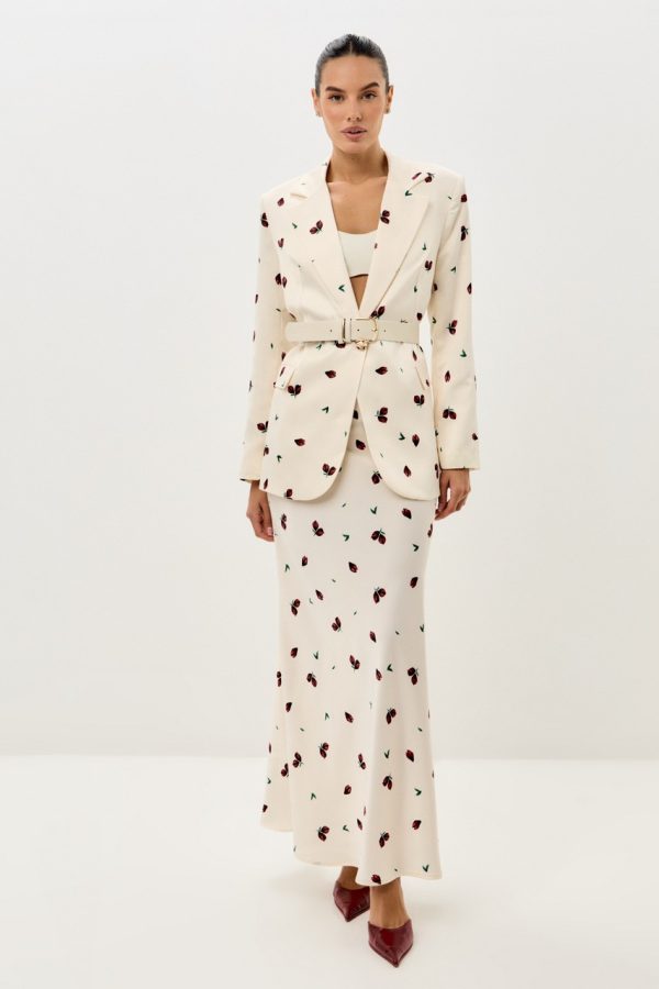 Костюм с юбкой