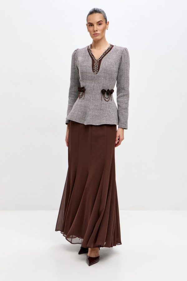 Костюм с юбкой