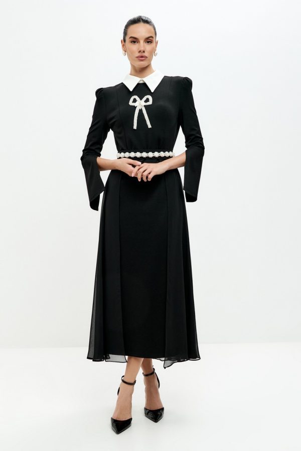 Платье средней длины