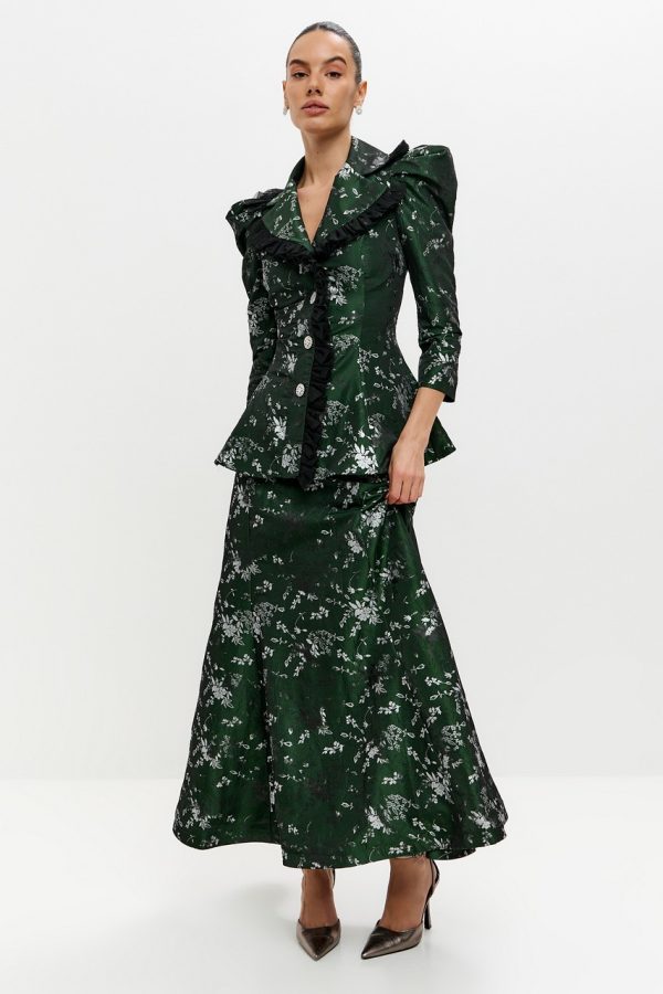 Костюм с юбкой