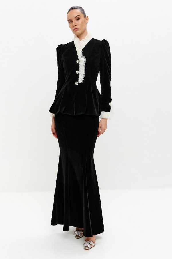 Костюм с юбкой